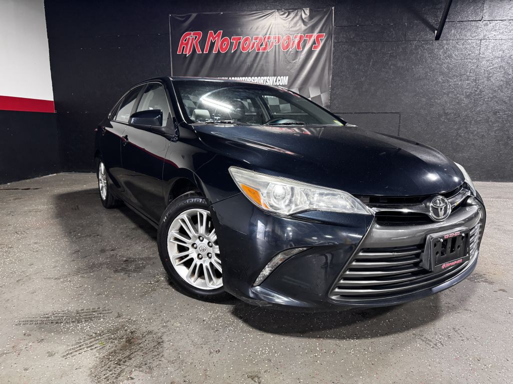 2015 Toyota Camry Image 6