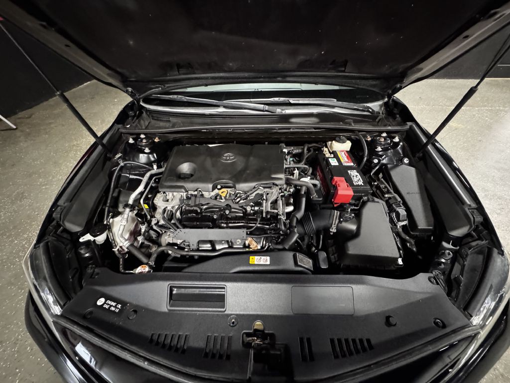 2018 Toyota Camry Image 9