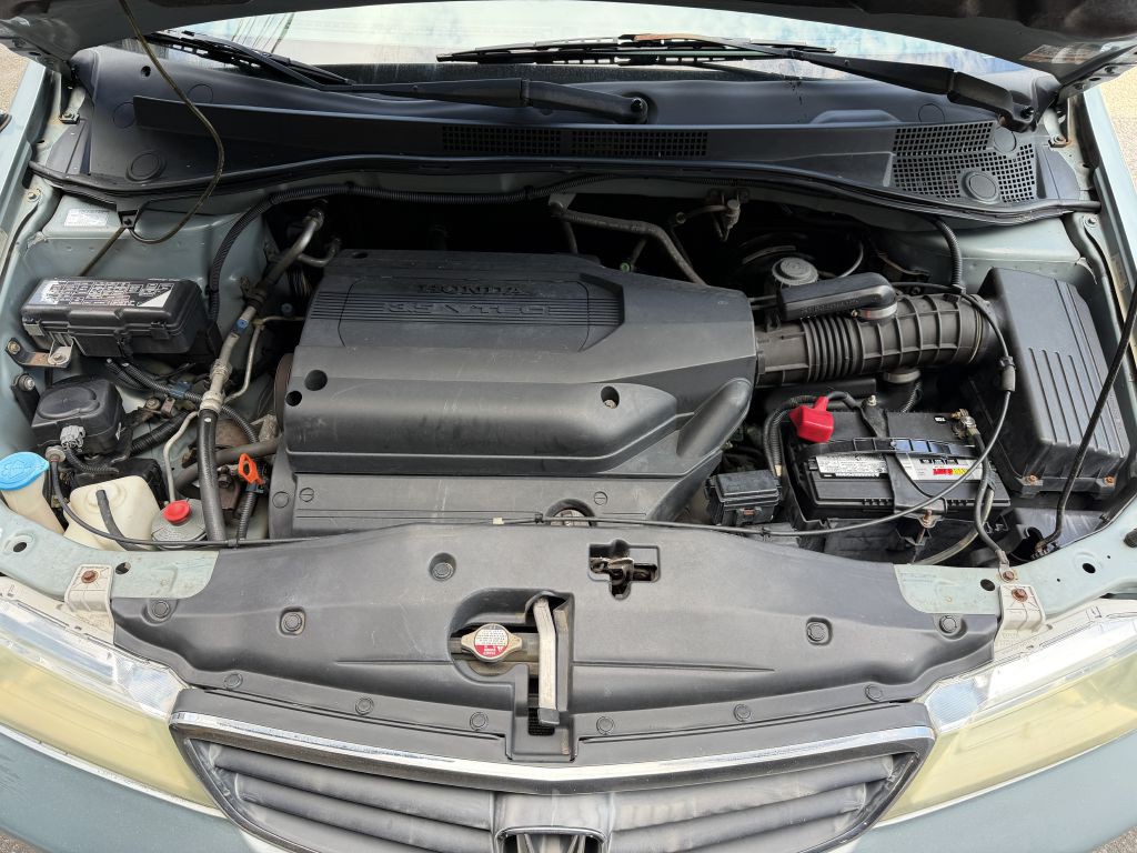 2004 Honda Odyssey Image 9