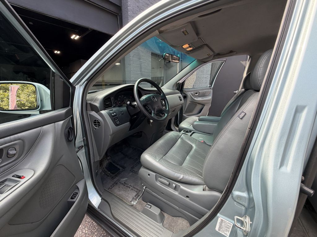 2004 Honda Odyssey Image 11