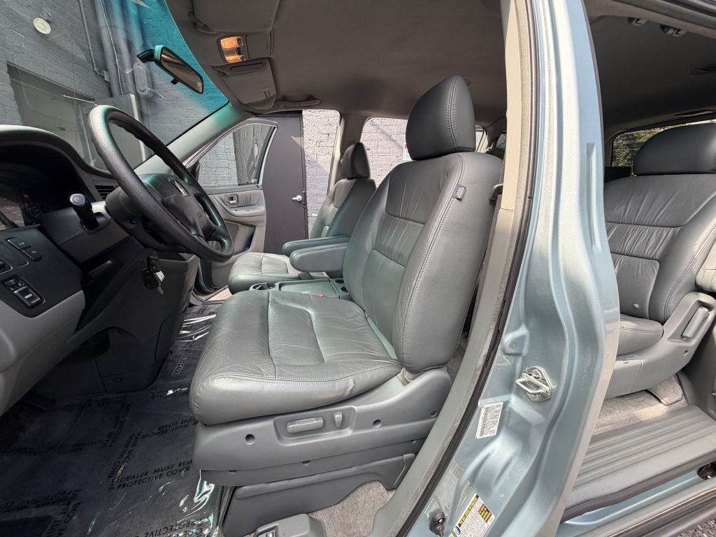 2004 Honda Odyssey Image 12