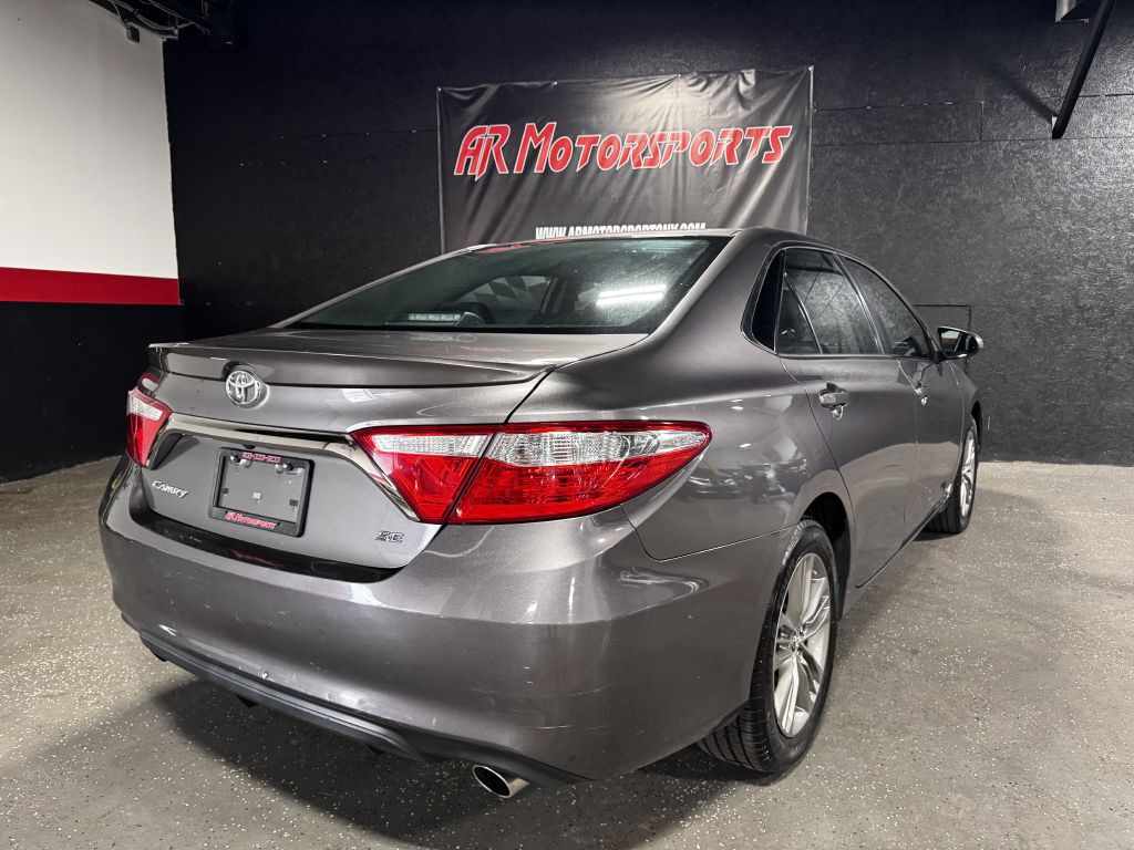2016 Toyota Camry Image 5