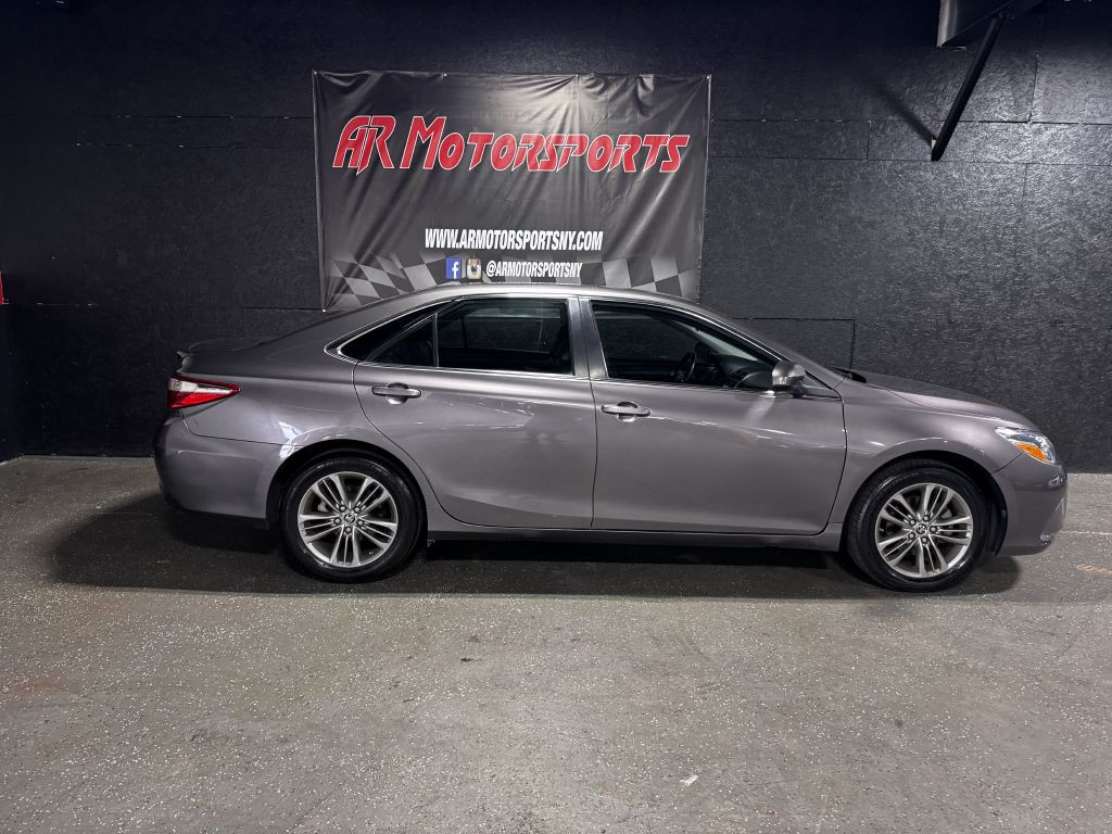 2016 Toyota Camry Image 6