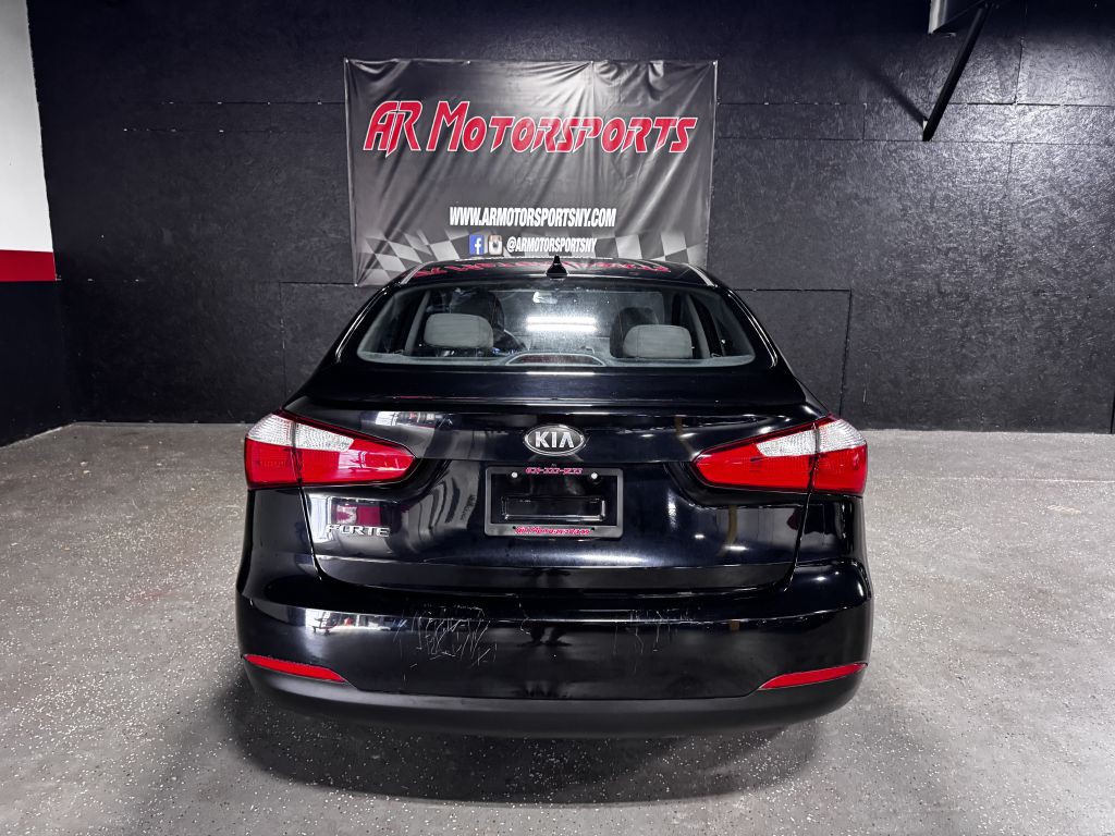 2016 Kia Forte Image 4