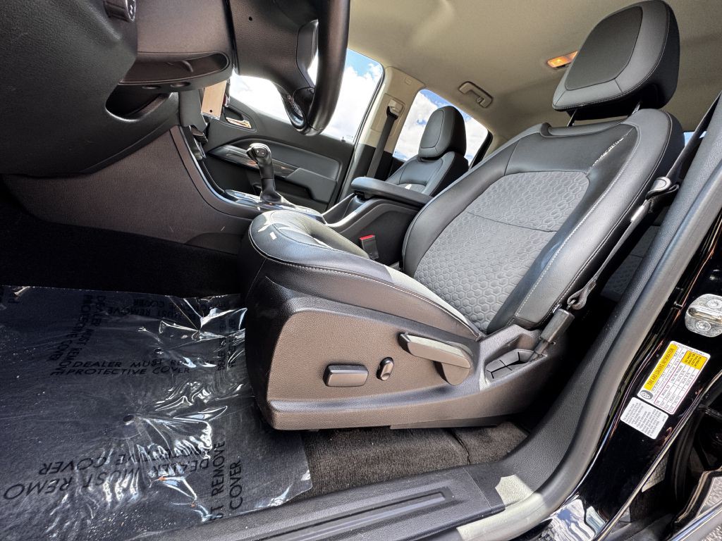 2015 Chevrolet Colorado Image 11