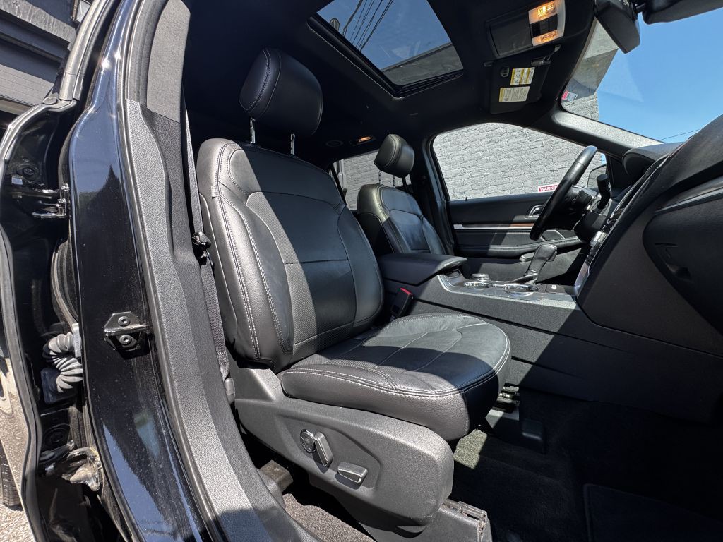 2017 Ford Explorer Image 19