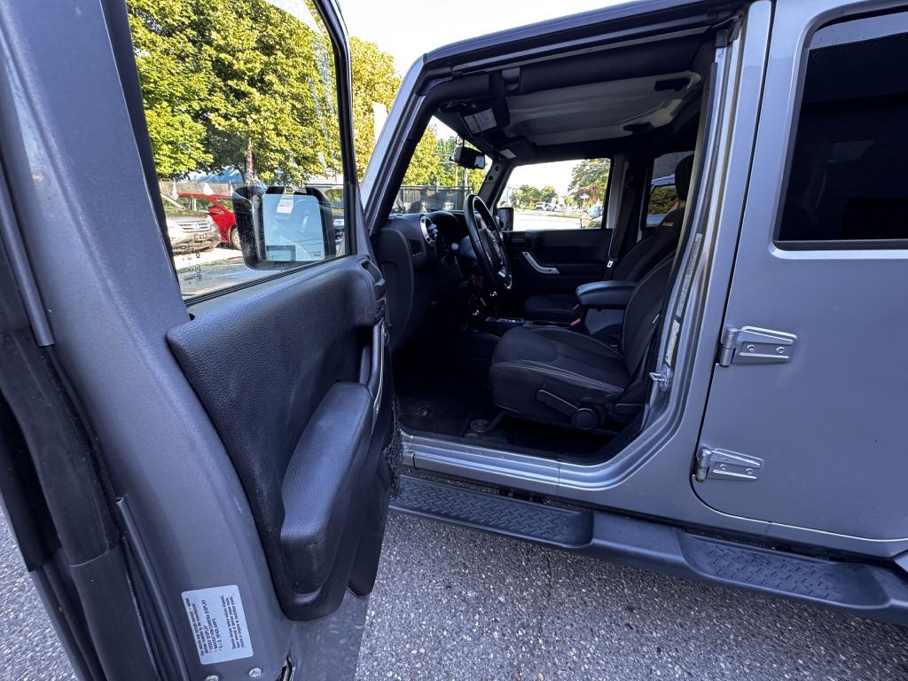 2015 Jeep Wrangler Unlimited Image 8