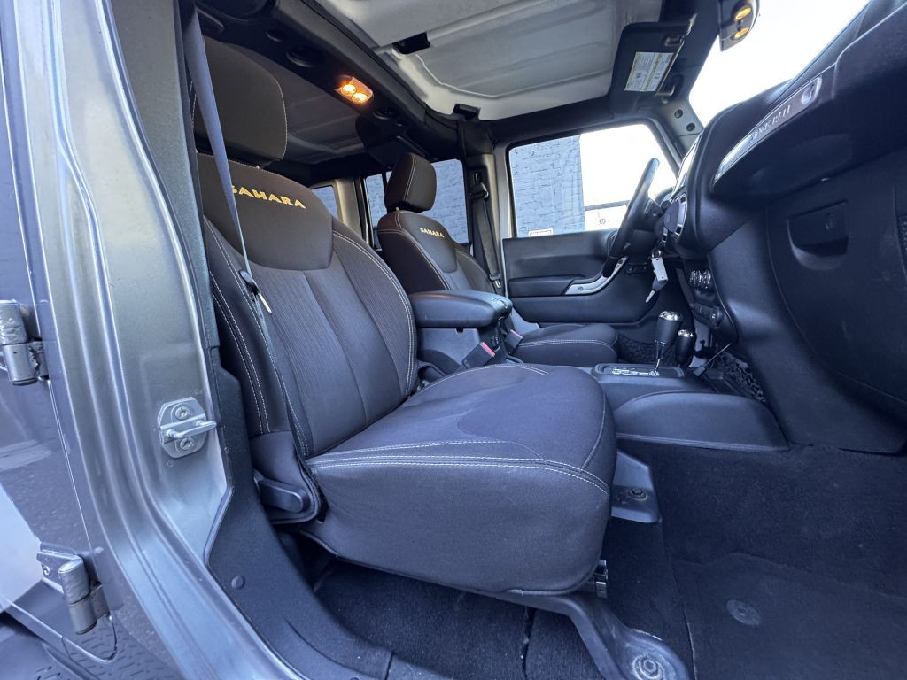2015 Jeep Wrangler Unlimited Image 15