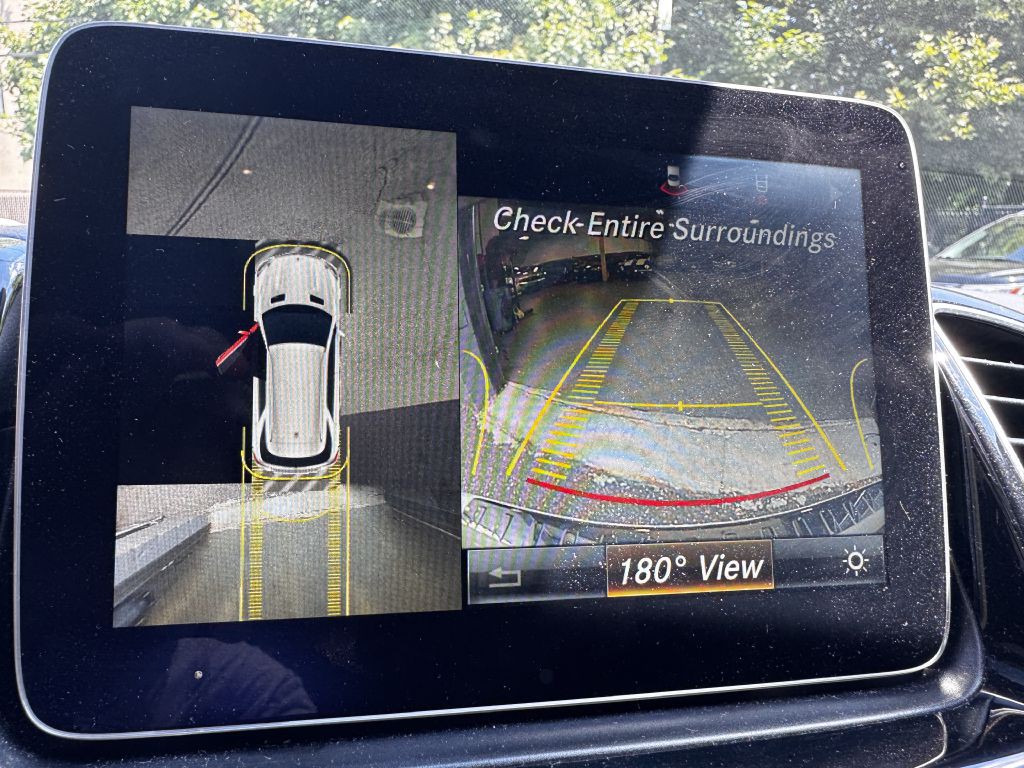 2017 Mercedes-Benz GLE-Class Image 9