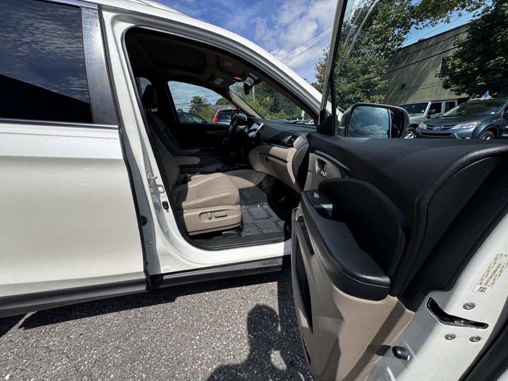 2016 Honda Pilot Image 18