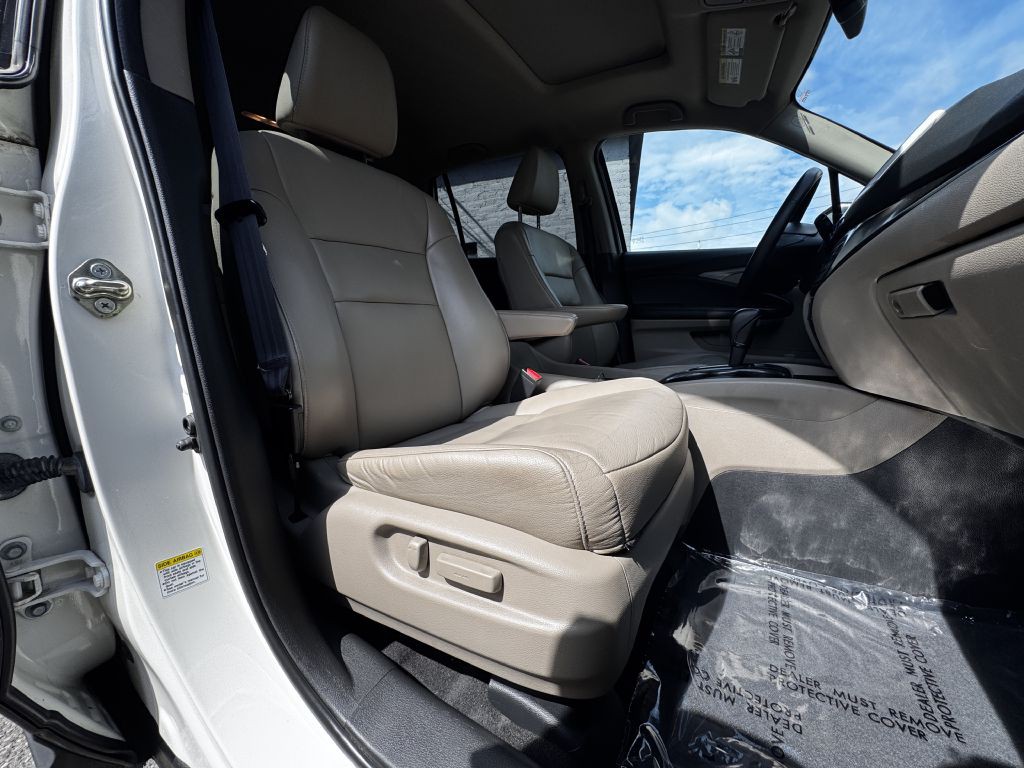 2016 Honda Pilot Image 19