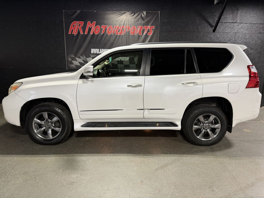 2012 Lexus GX Image 2