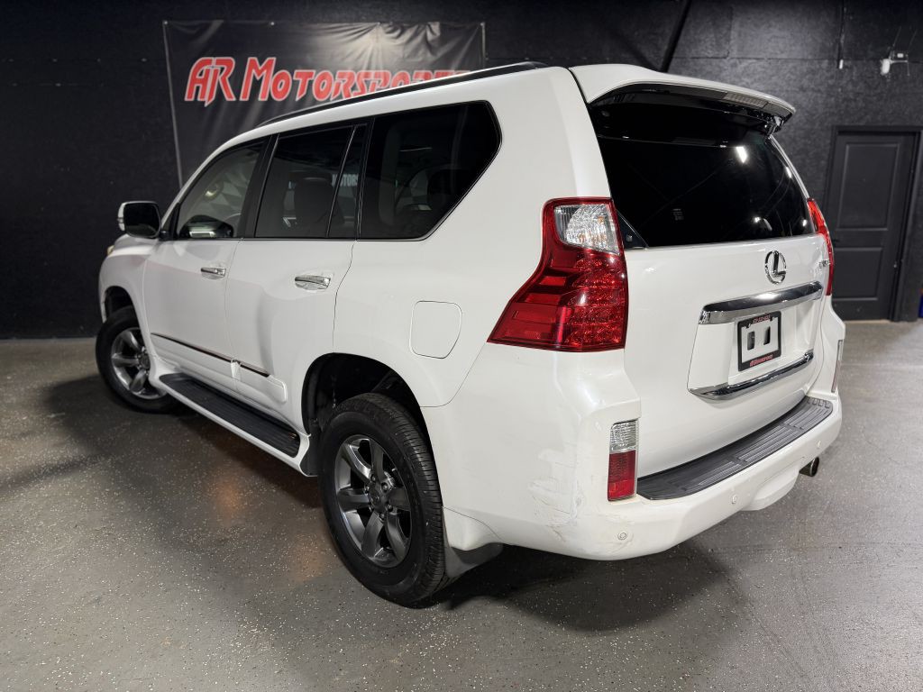 2012 Lexus GX Image 3