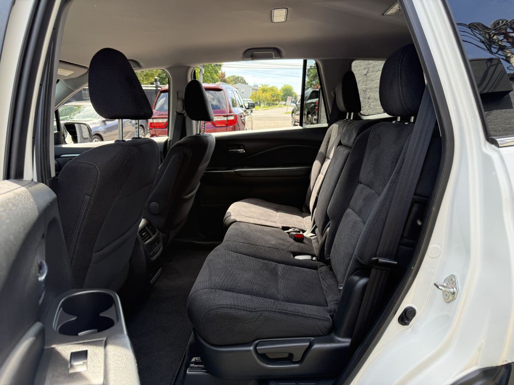 2018 Honda Pilot Image 18
