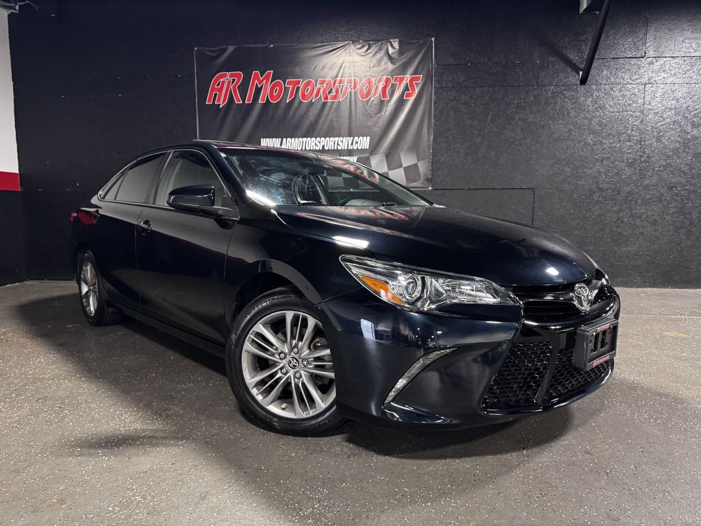 2017 Toyota Camry Image 8