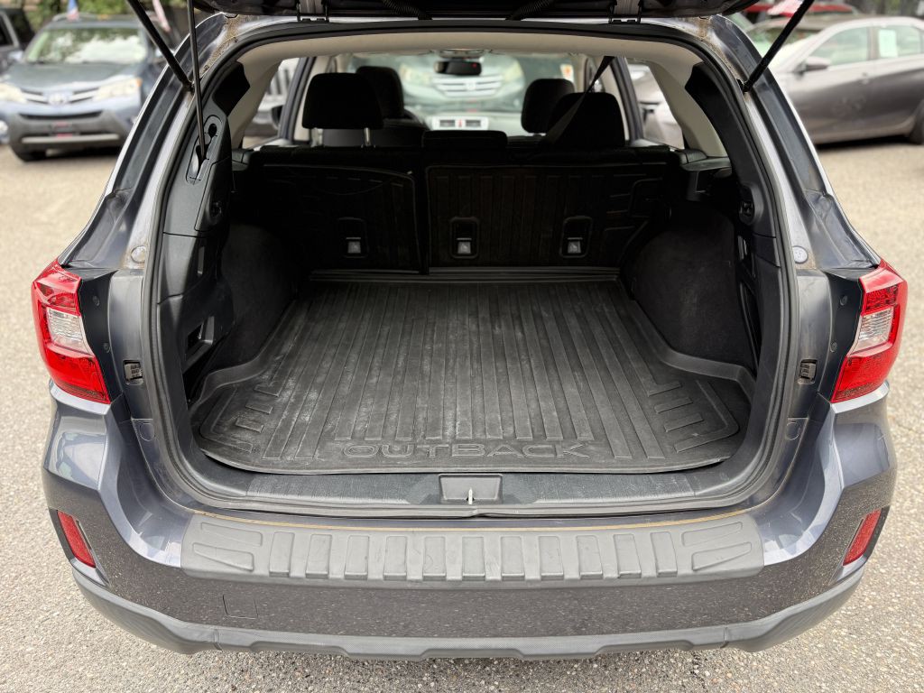 2017 Subaru Outback Image 10
