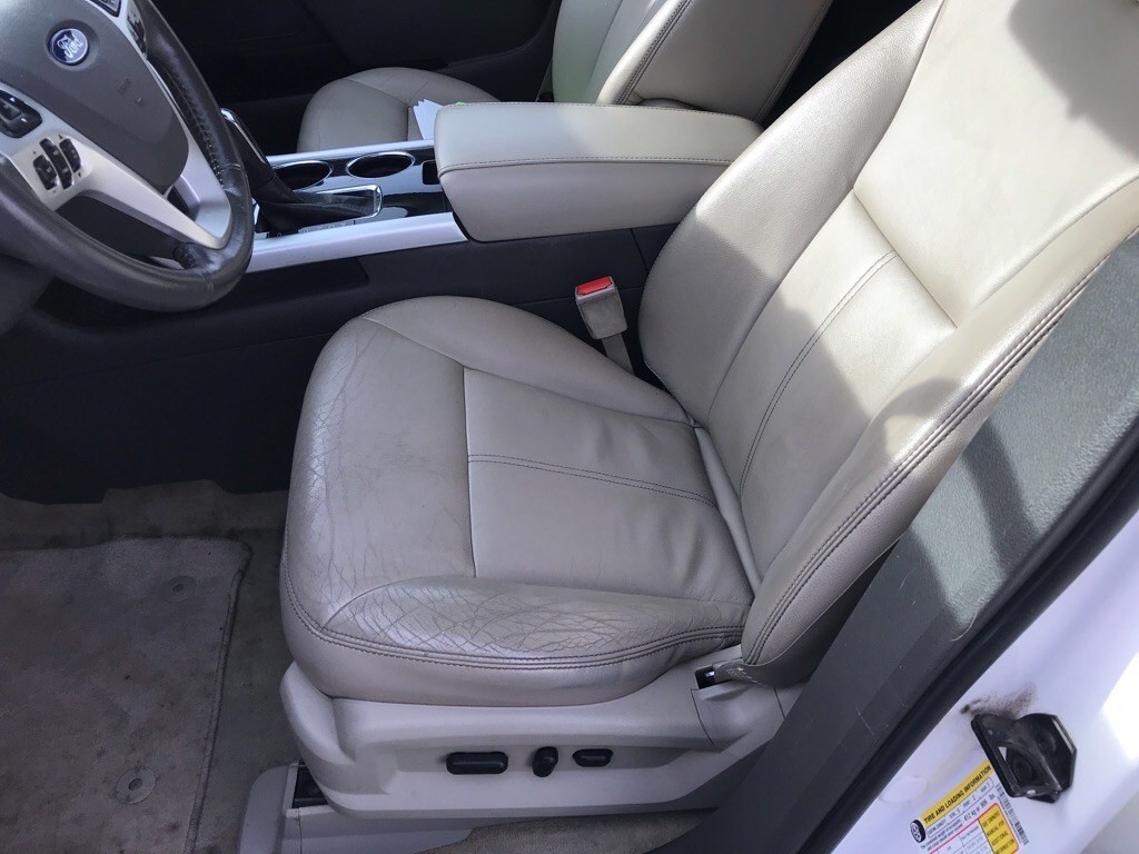 2011 Ford Edge Image 12