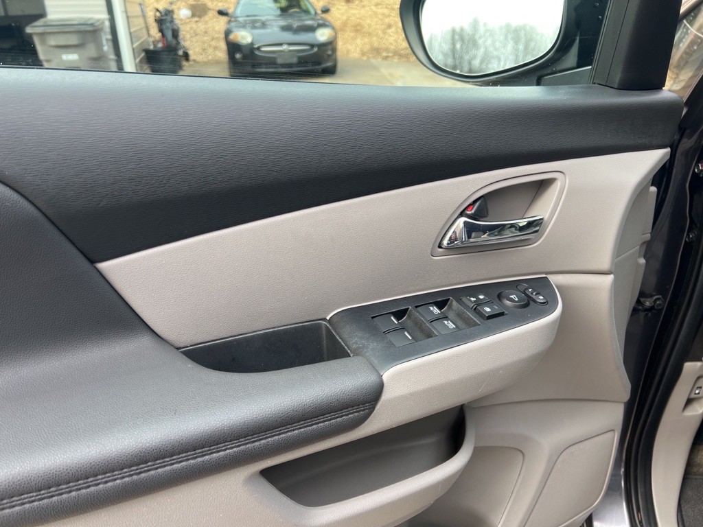 2014 Honda Odyssey Image 12