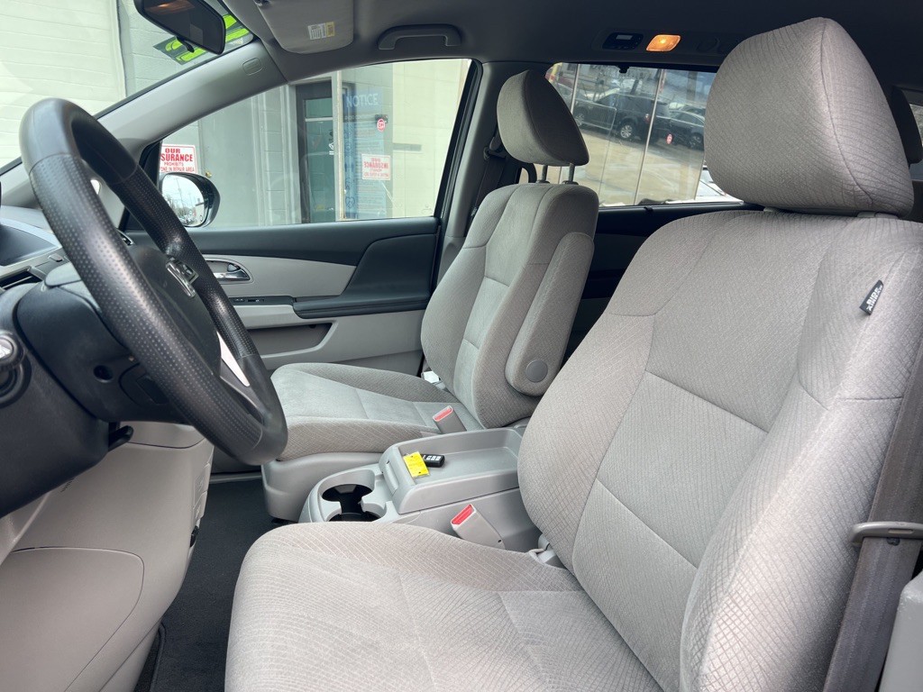 2014 Honda Odyssey Image 13