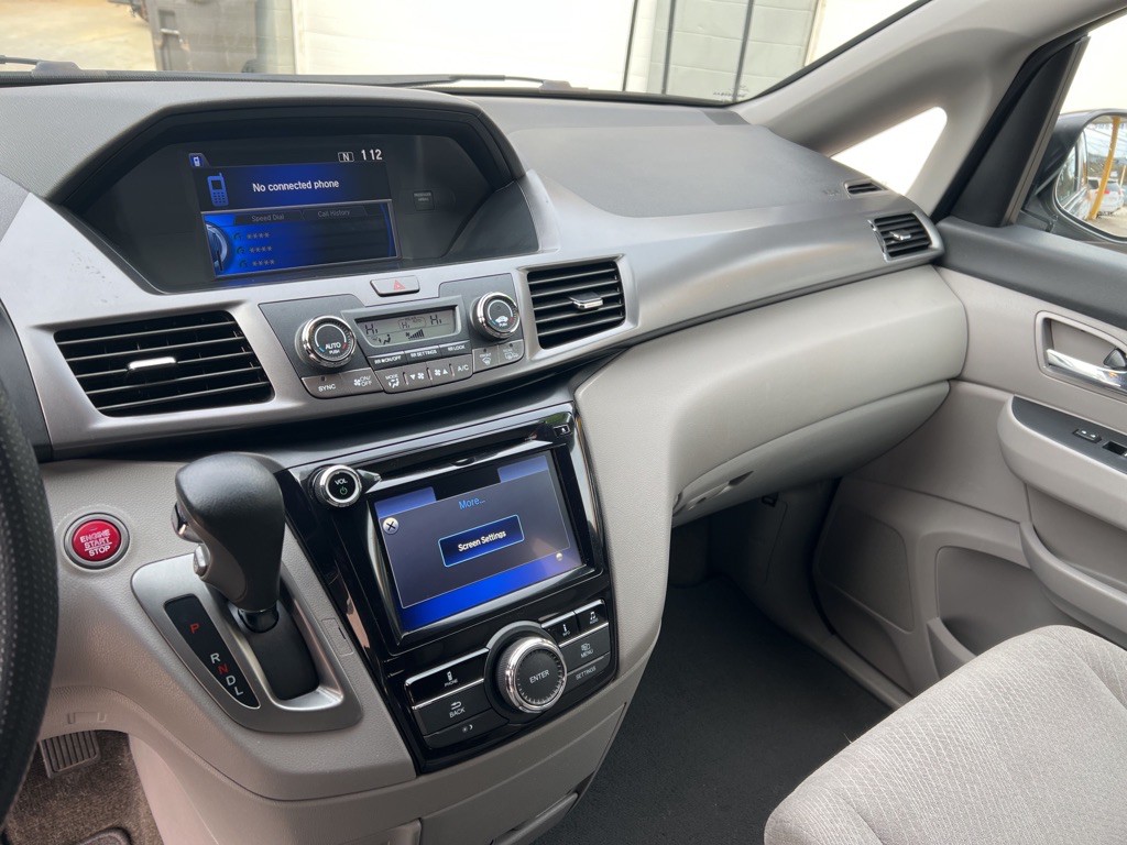 2014 Honda Odyssey Image 15