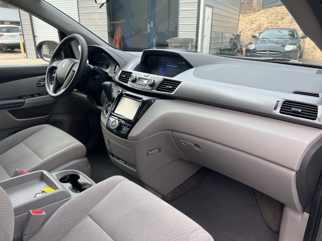 2014 Honda Odyssey Image 21