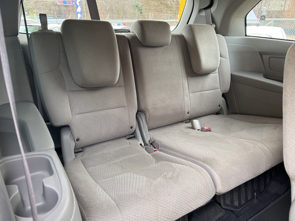 2014 Honda Odyssey Image 24