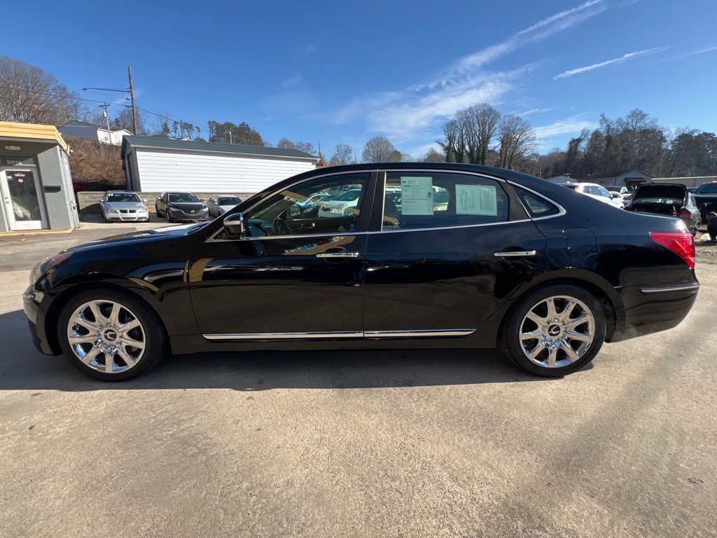 2013 Hyundai Equus Image 2