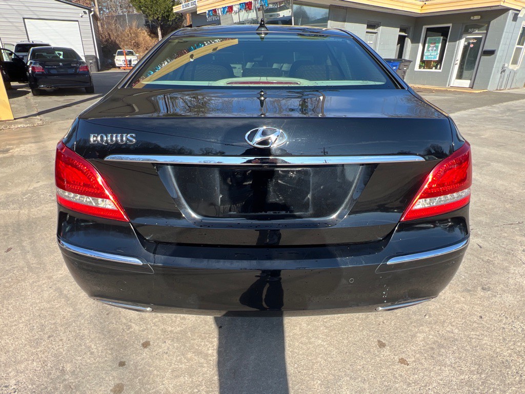 2013 Hyundai Equus Image 7