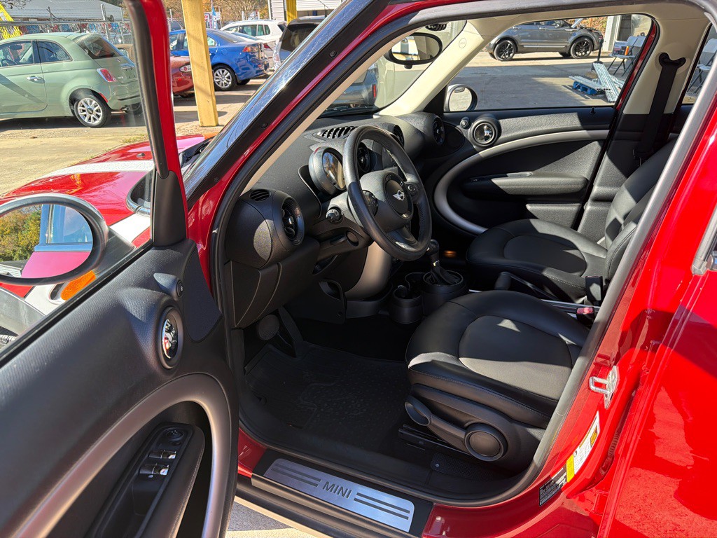 2016 MINI Cooper Image 8