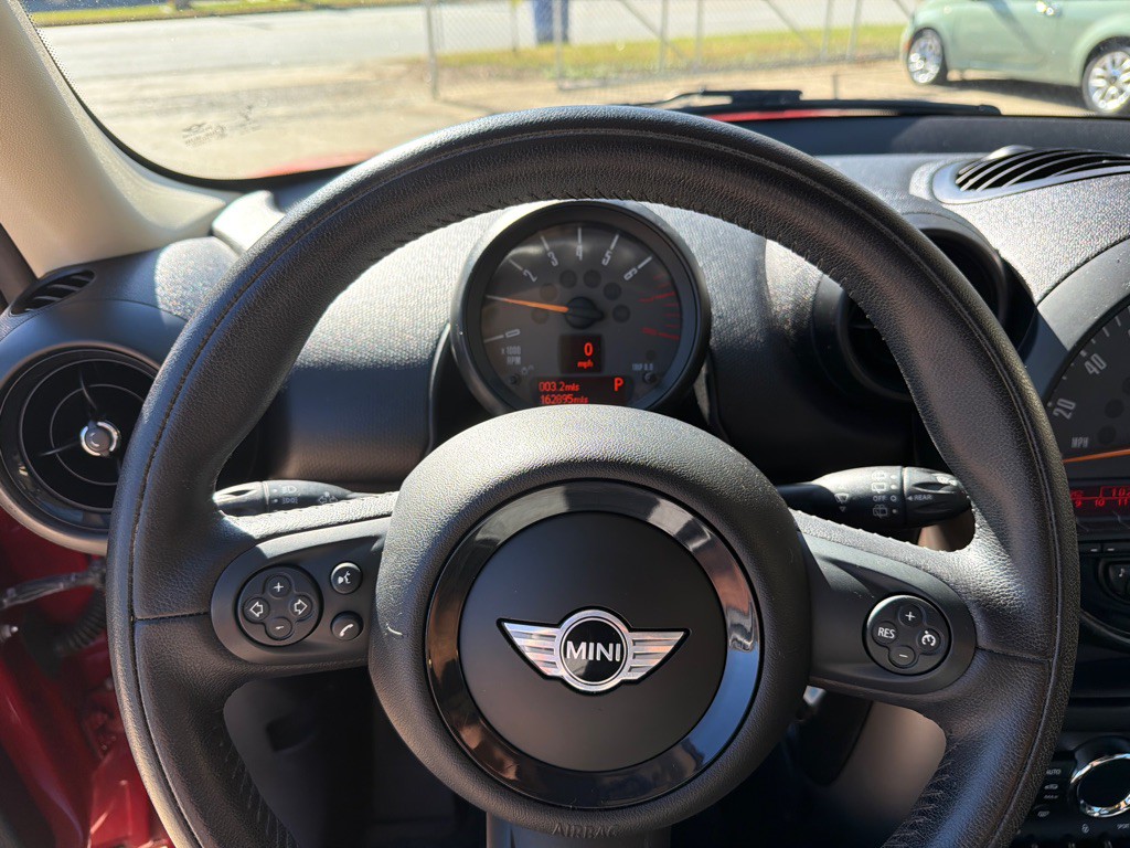 2016 MINI Cooper Image 9