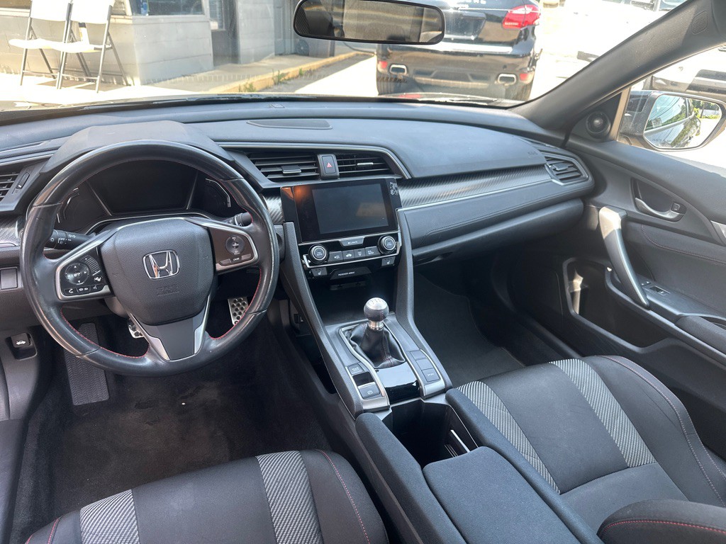 2018 Honda Civic Image 12