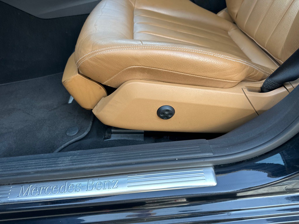 2013 Mercedes-Benz E-Class Image 12