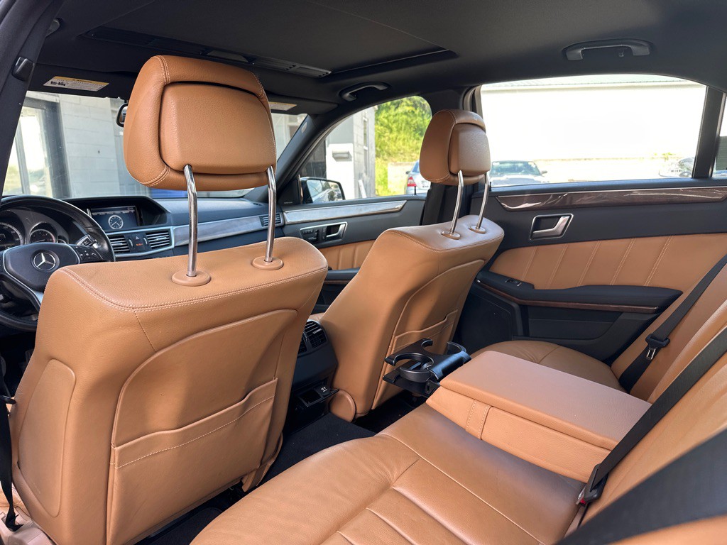 2013 Mercedes-Benz E-Class Image 17