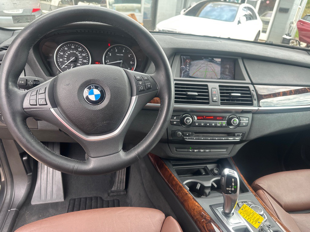 2011 BMW X5 Image 11