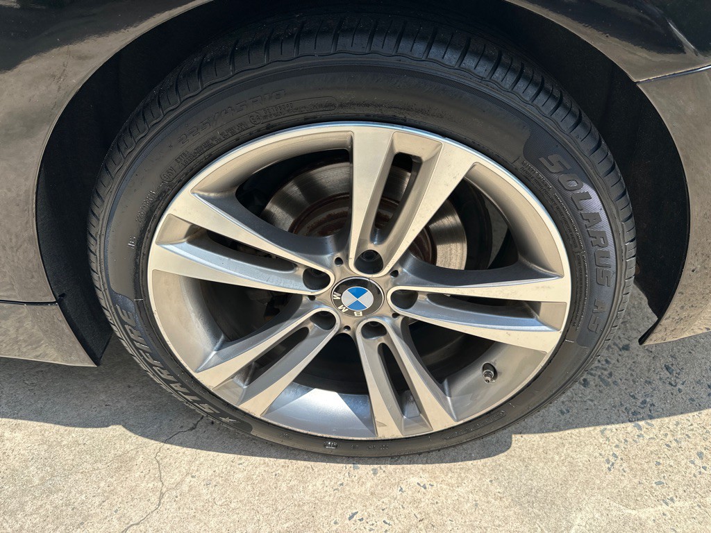 2017 BMW 4 Series Image 9