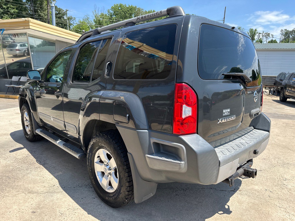 2012 Nissan Xterra Image 9