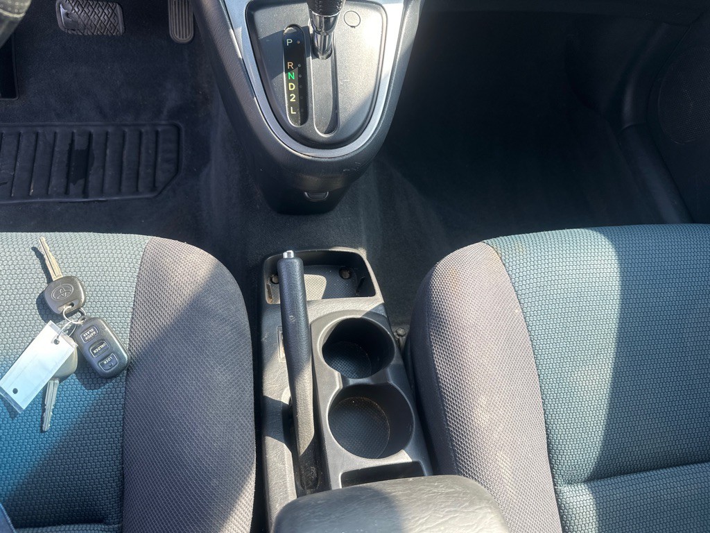 2005 Toyota Corolla Image 11