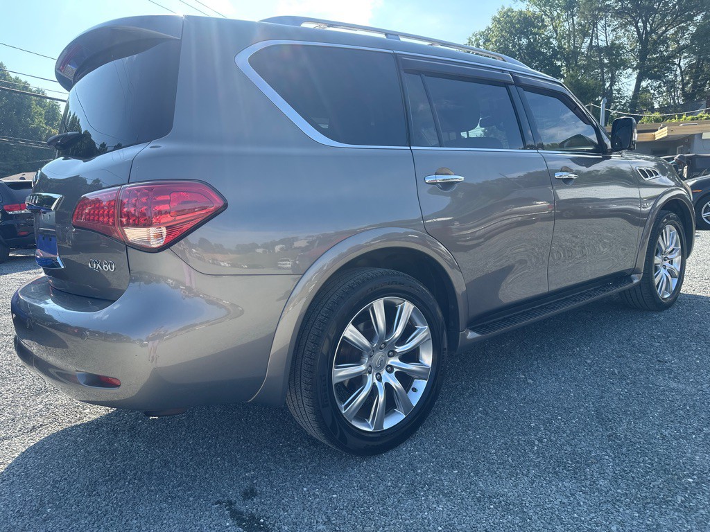 2014 INFINITI QX80 Image 6
