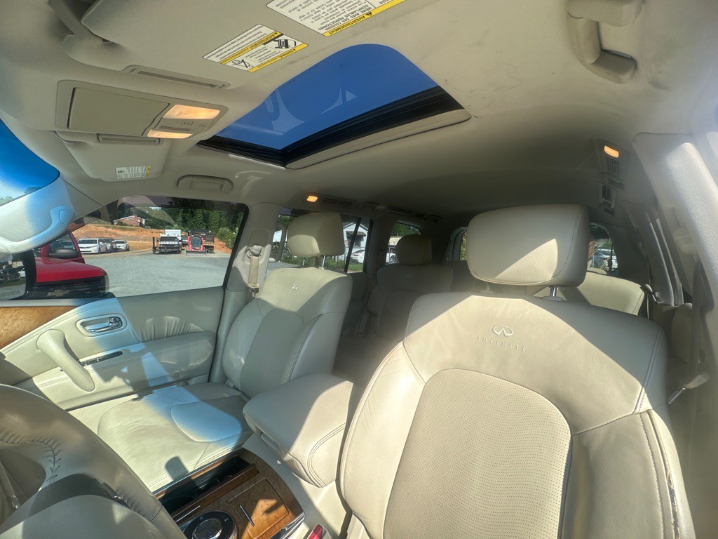 2014 INFINITI QX80 Image 14