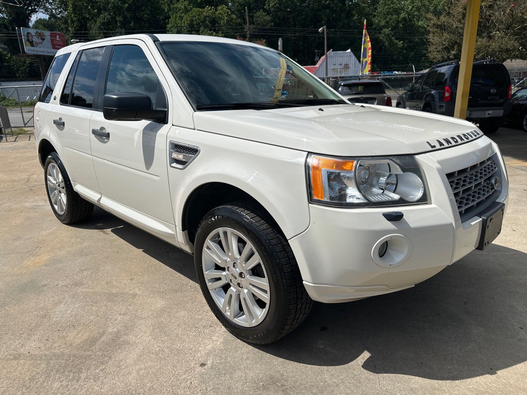 2009 Land Rover LR2 Image 4