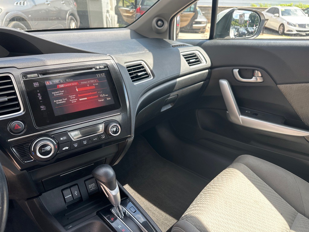 2015 Honda Civic Image 13