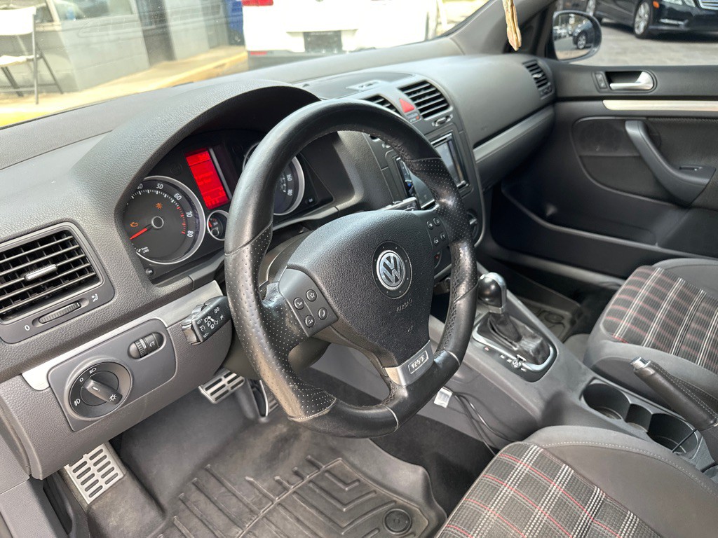 2008 Volkswagen GTI Image 12