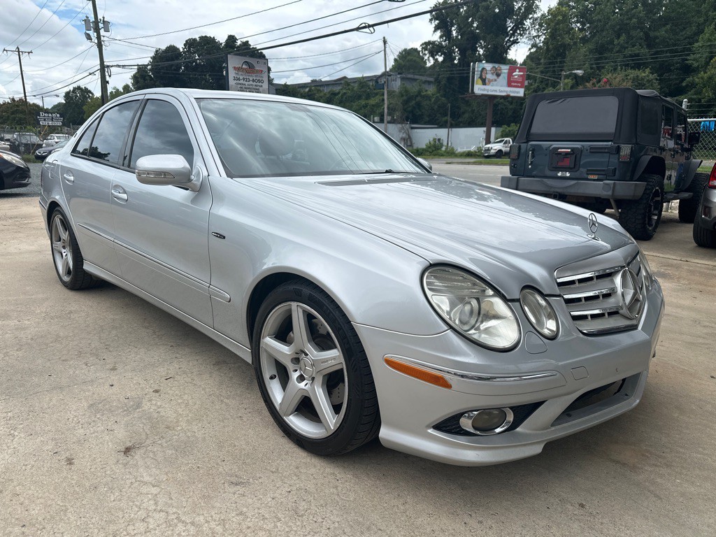 2009 Mercedes-Benz E-Class Image 4