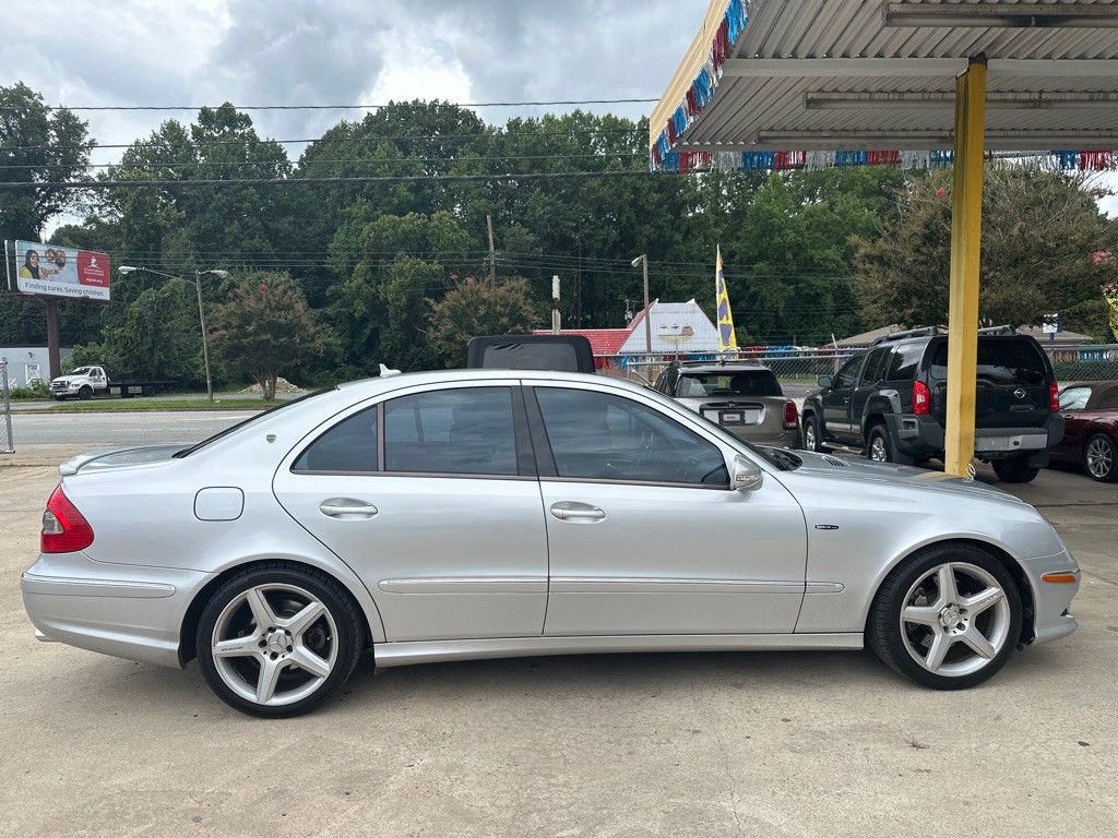 2009 Mercedes-Benz E-Class Image 5