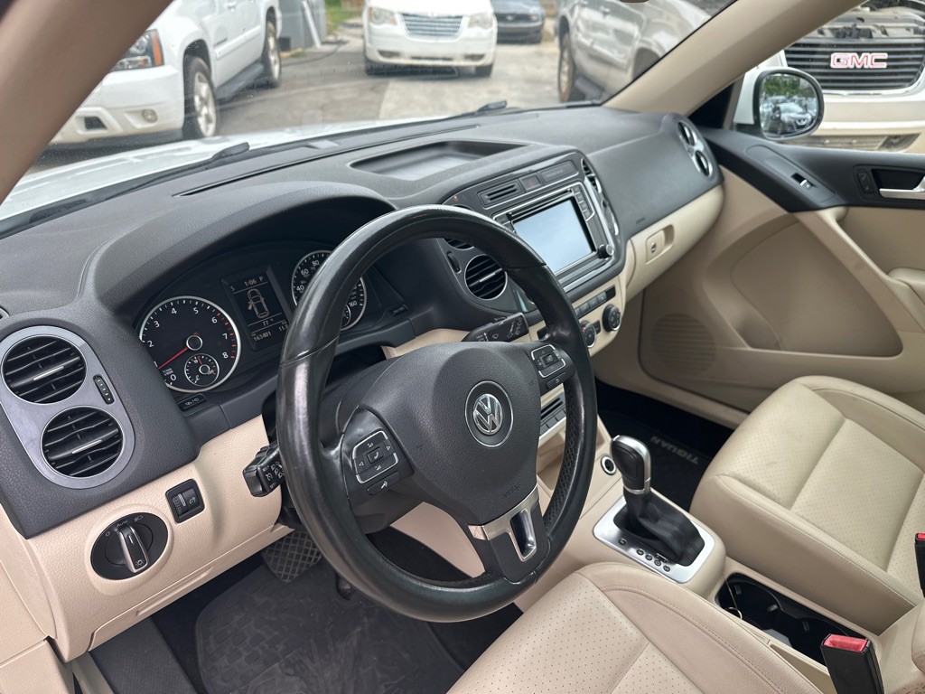2017 Volkswagen Tiguan Image 11