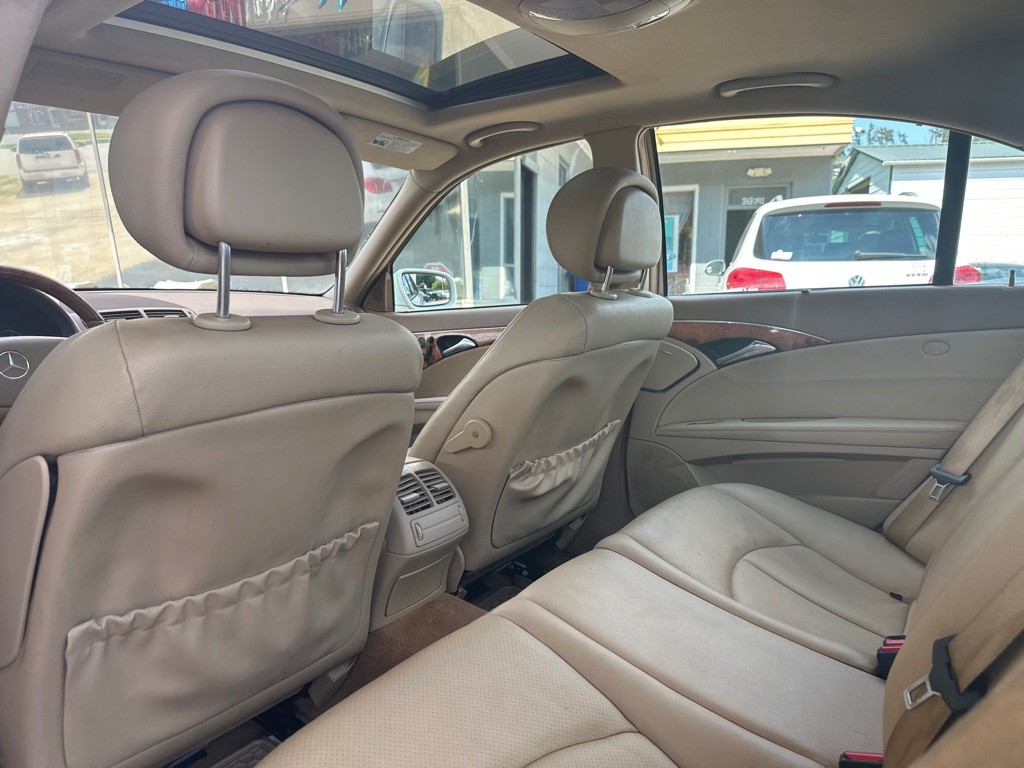 2008 Mercedes-Benz E-Class Image 15