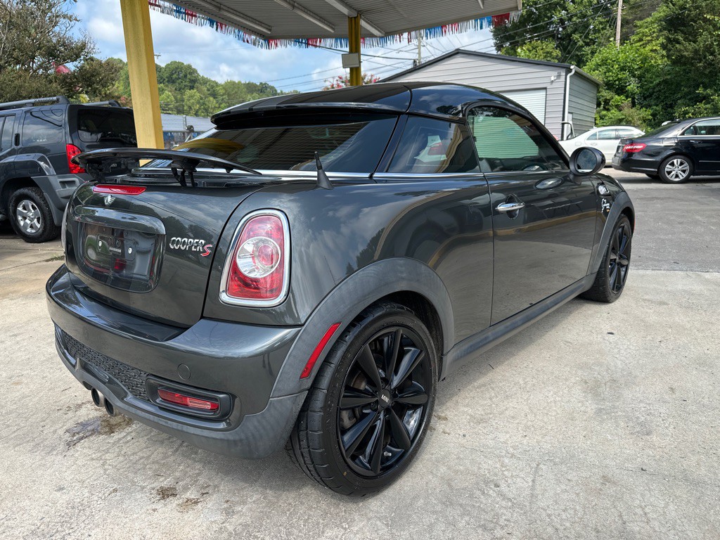 2013 MINI Cooper Image 6