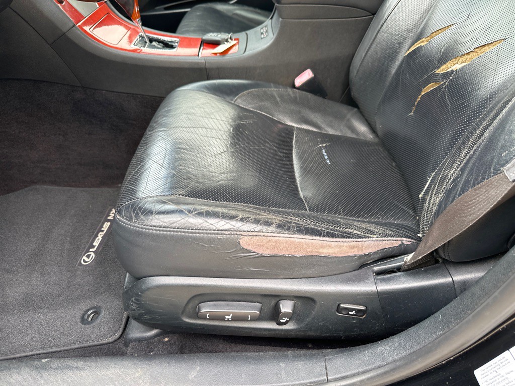 2007 Lexus ES Image 11
