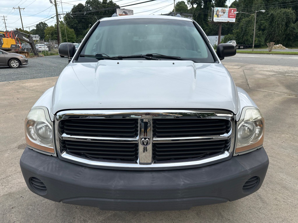 2005 Dodge Durango Image 3