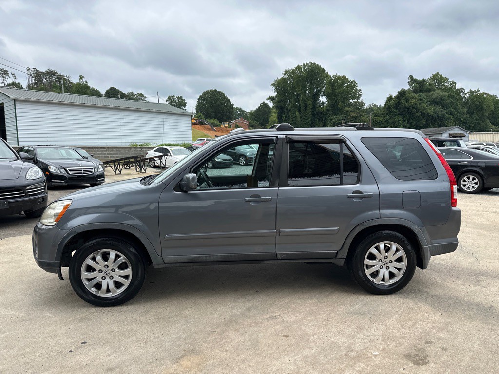 2005 Honda CR-V Image 2